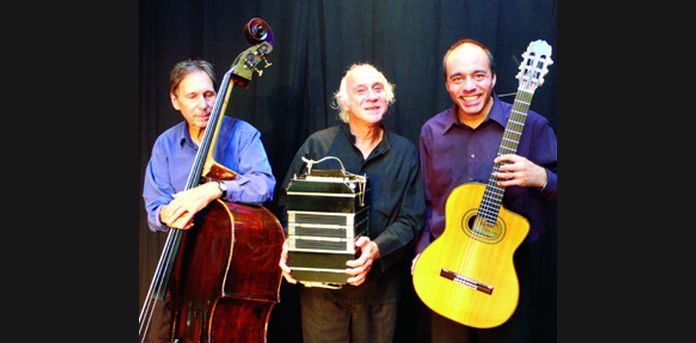 Cesar Stroccio Trio Esquina